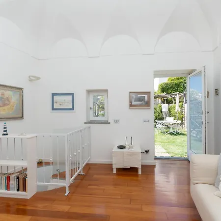 Sorrento Realty Holidays - Casa Amagae *